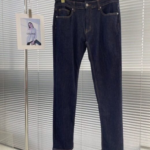 Burberry Jean coupe droite Detroit en denim imprimé logo pour homme