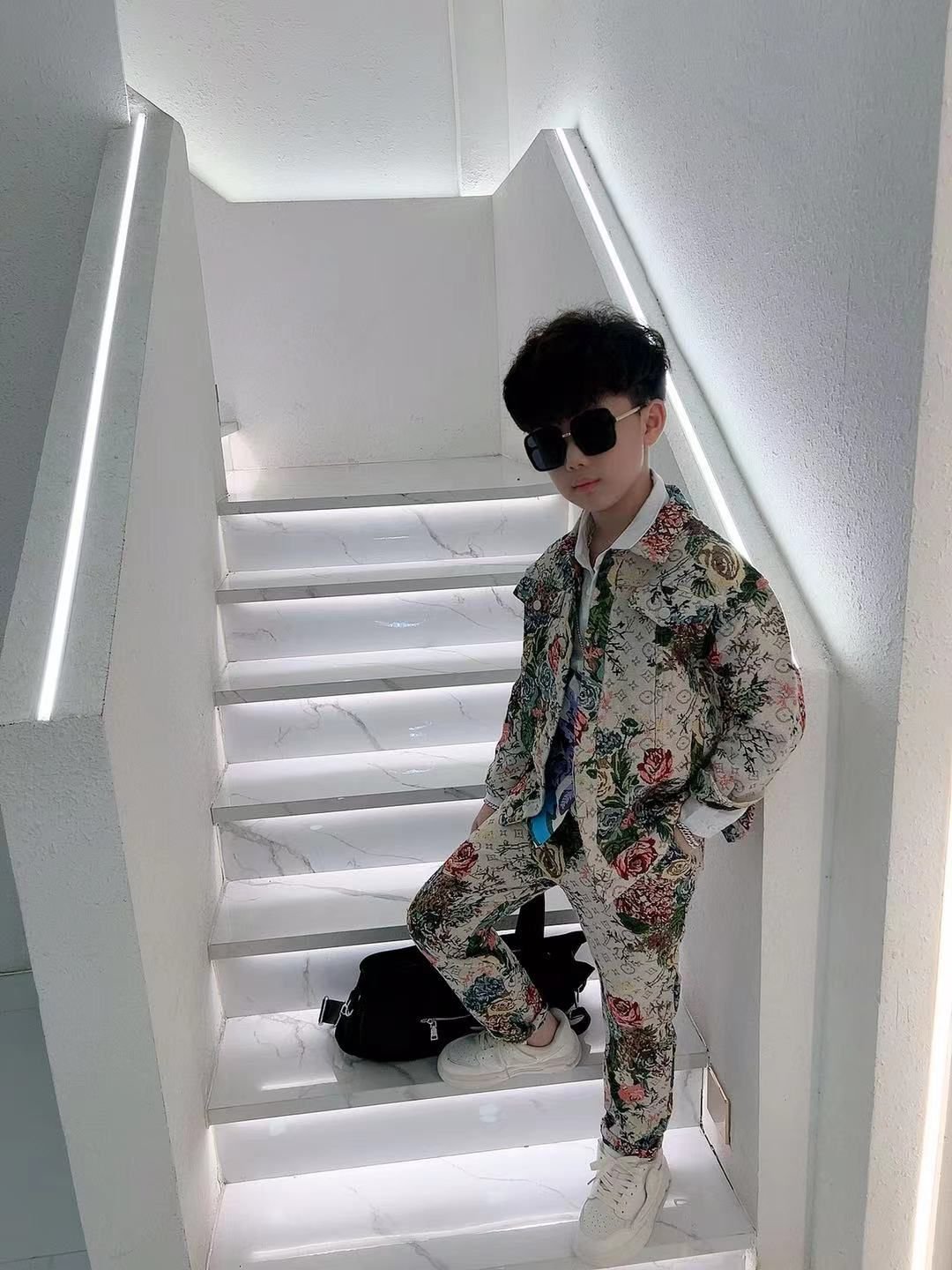 SURVÊTEMENT DE QUALITÉ HAUT DE GAMME POUR ENFANTS