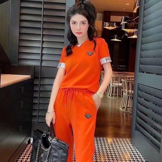 Prada Ensemble de survêtement deux pièces vintage pour femme