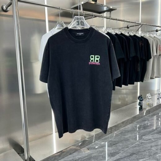 Balenciaga T-SHIRT OVERSIZE VERT AVEC LOGO BB