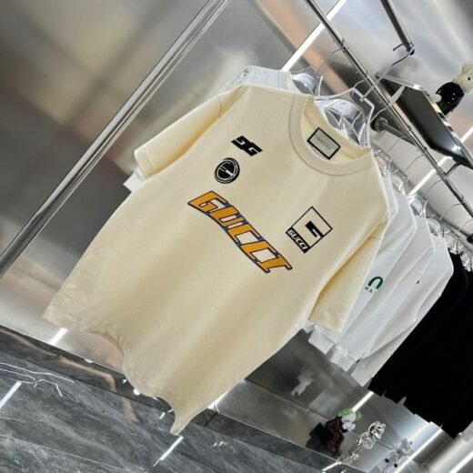 Gucci T-shirt col rond et épaules tombantes avec logo Moto