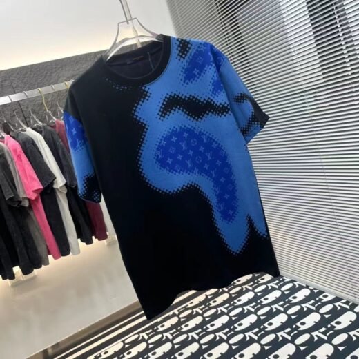 Louis Vuitton T-SHIRT OVERSIZE NOIR ET BLEU À LOGO IMPRIMÉ