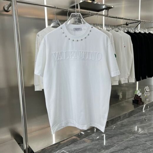 Valentino VALENTINO : T-shirt à épaules tombantes, style décontracté