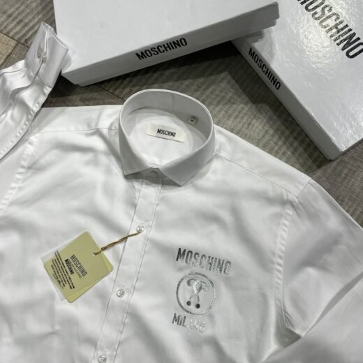Moschino Chemise de luxe à double smiley