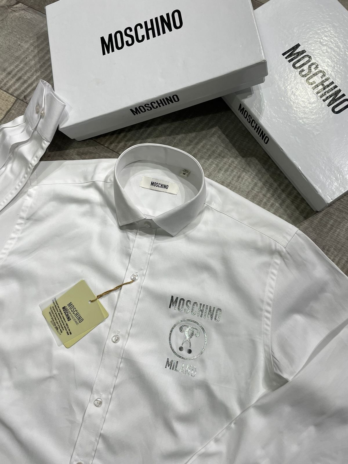 MOSCHINO || Chemise de luxe à double smiley