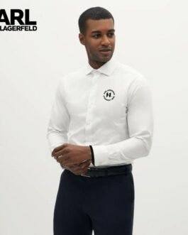 Dernière chemise formelle avec initiale imprimée