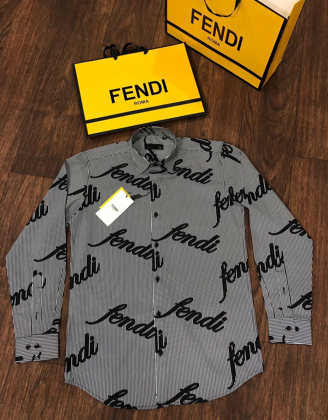 FENDI || Chemise rayée à logo Fendi pour homme