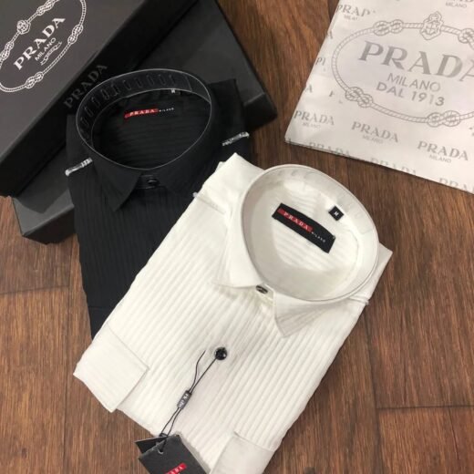 Prada Chemise en popeline de coton à double poche et logo métallique