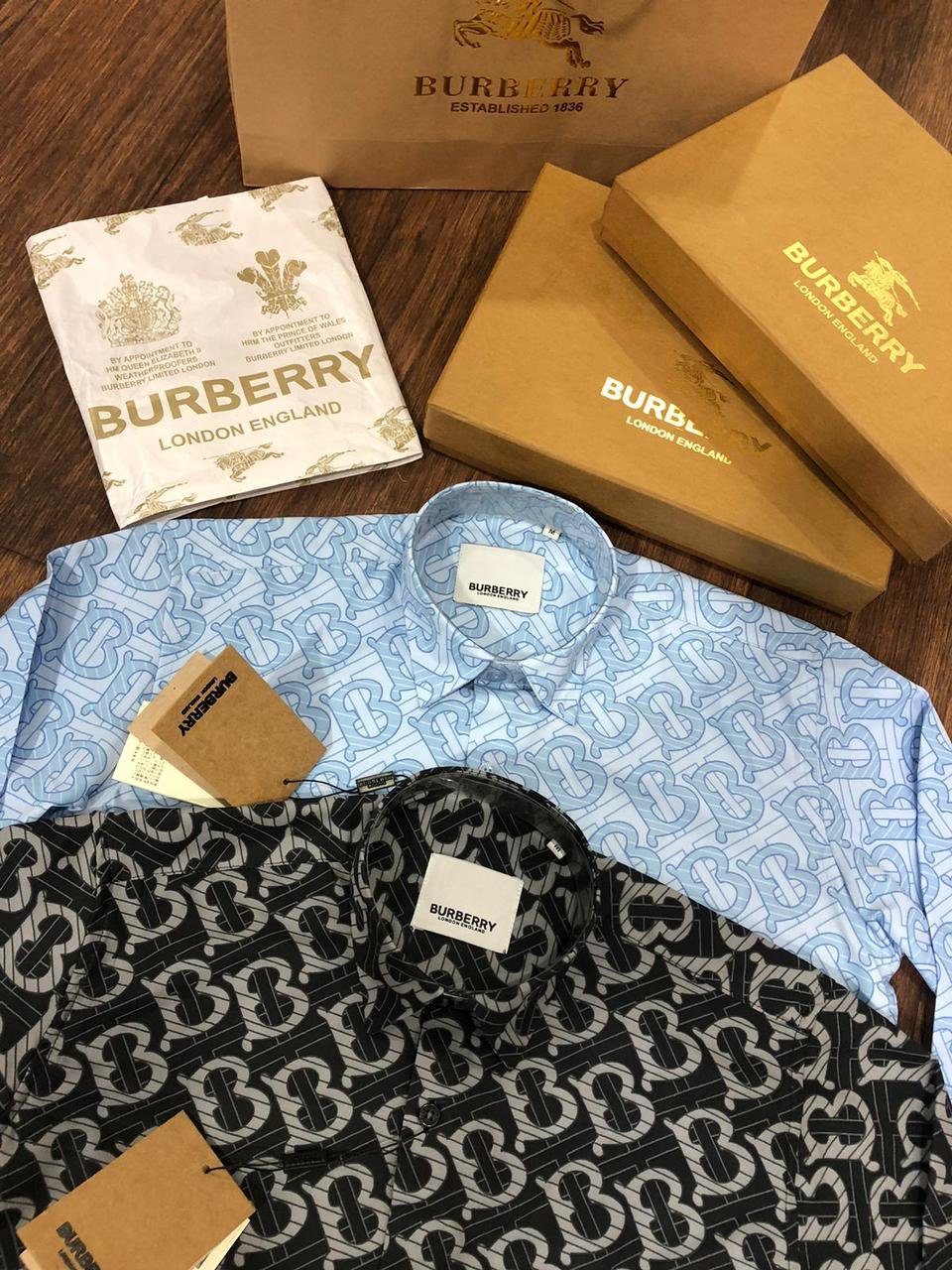 CHEMISES DE QUALITÉ SUPÉRIEURE POUR HOMMES