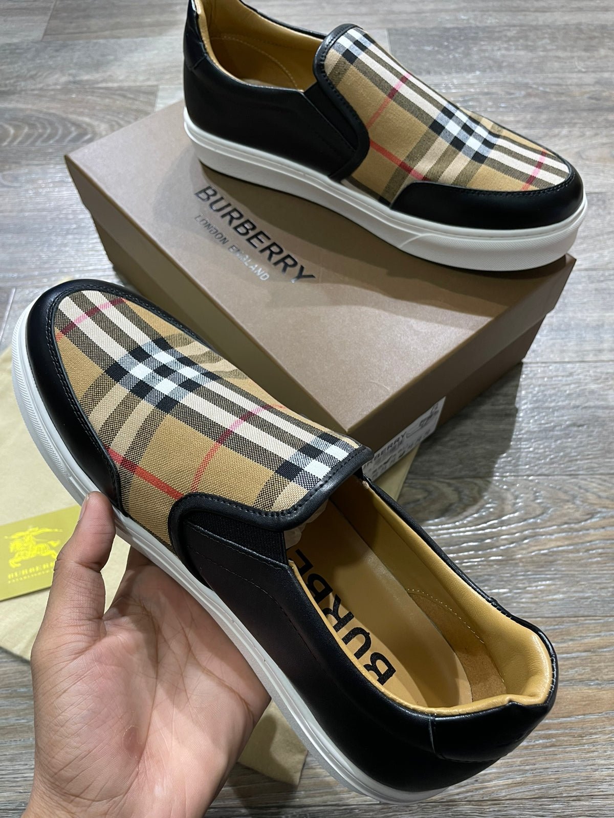 BASKETS HAUT DE GAMME DISPONIBLES POUR HOMMES