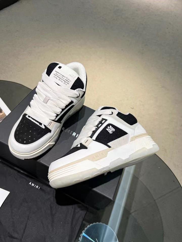 Baskets AMIRI MA-1 noires et blanches