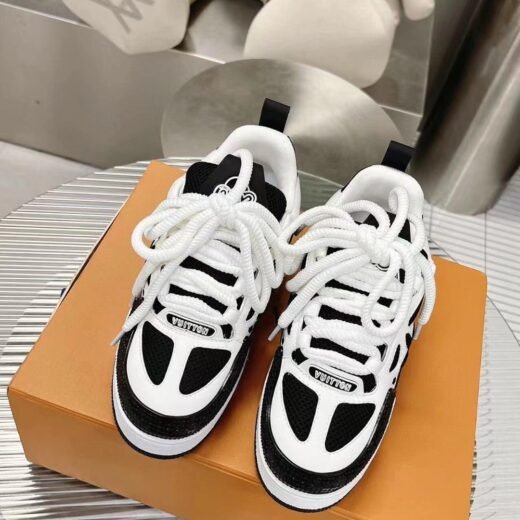 Louis Vuitton BASKETS BASSE NOIRES À DOUBLE LACET