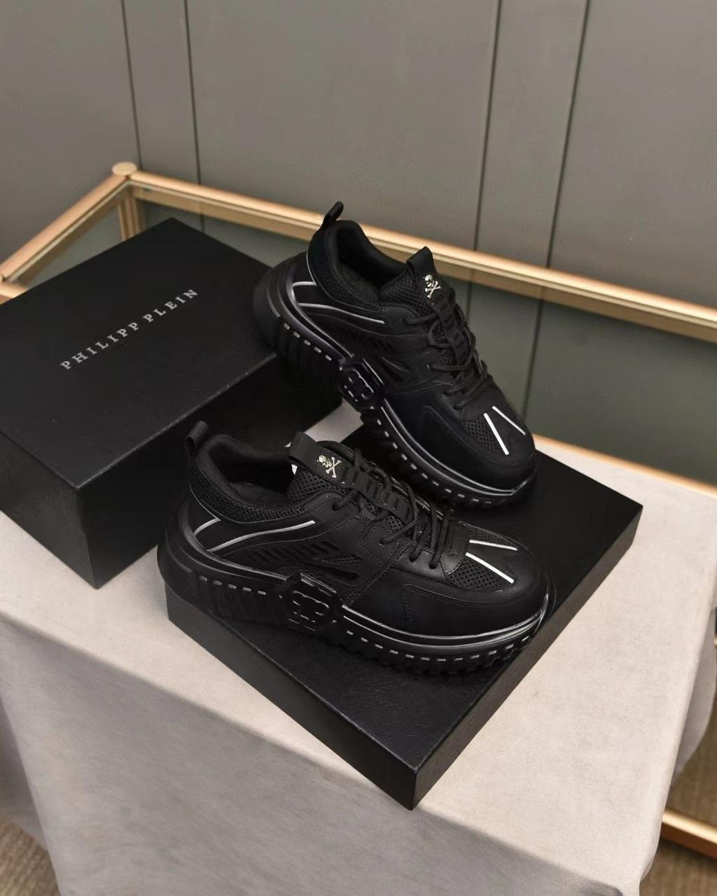 PHILIPP PLEIN || Baskets Runner Hexagon noires