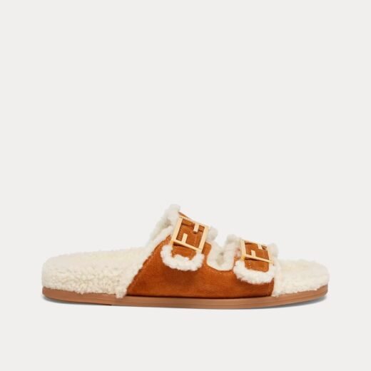 Fendi Claquettes Feel en peau de mouton beige