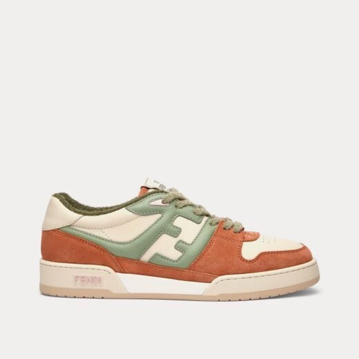 Fendi Baskets basses Match en daim amarante – 35
