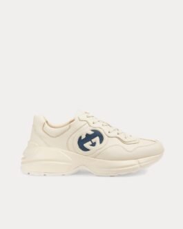 Baskets basses Gucci Rhyton Interlocking G ivoire
