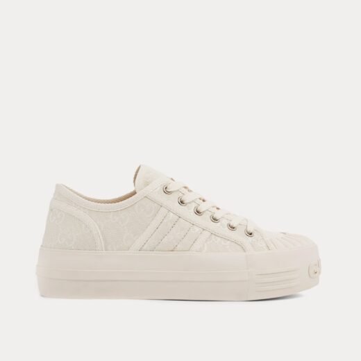 Gucci Baskets basses blanches en toile Chunky GG de – 35