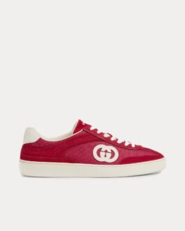 Baskets basses Gucci en daim rouge avec G entrelacés