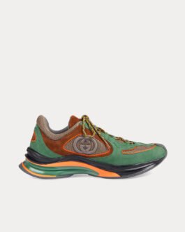 Baskets basses Gucci Run en daim vert/marron