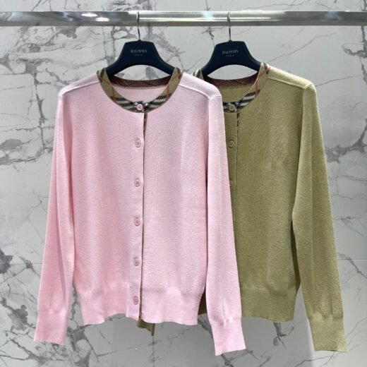 Burberry Cardigan col à motif check – Élégance britannique intemporelle