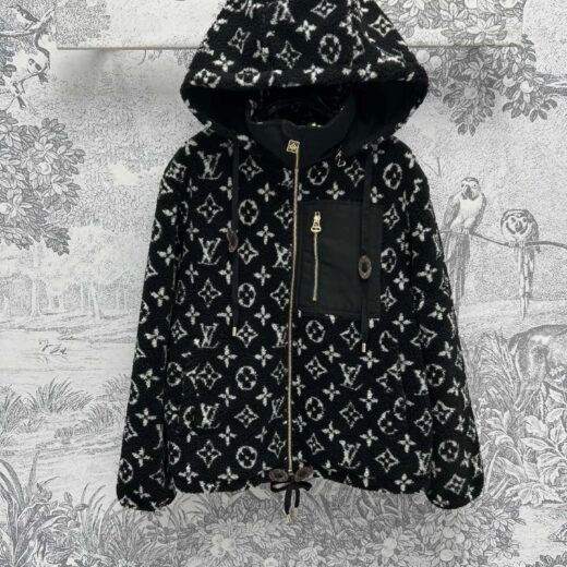 Louis Vuitton Veste Monogram Sherpa – Design chaud et luxueux