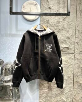 Veste Gillet à capuche Louis Vuitton en coton – Logo brodé et fermeture zippée dorée