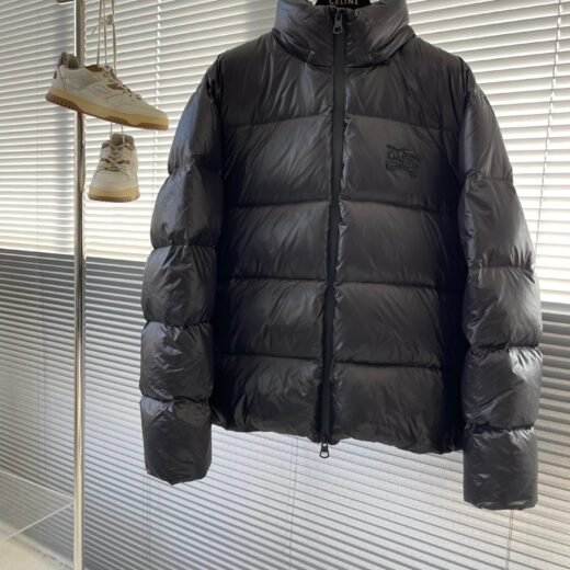 Burberry Doudoune matelassée noire – Logo Equestrian