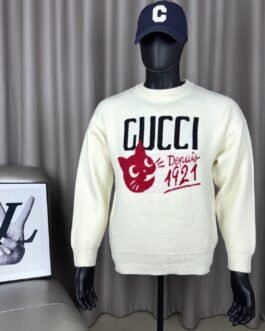 Pull Gucci "Since 1921" Chat Brodé – Noir & Blanc – Unisexe
