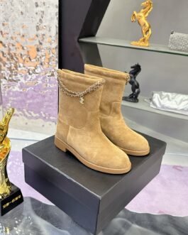 Bottes Chanel en daim élégantes - Confort & Style intemporel