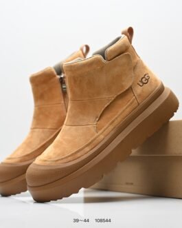 Bottes UGG Neumel à Plateforme et Sangles Auto-Agrippantes Élégantes