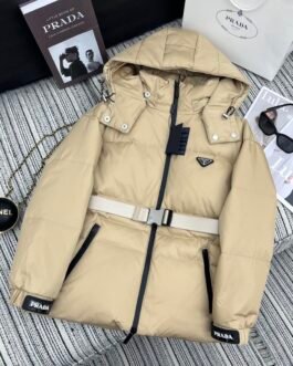 Doudoune Prada Élégance & Chaleur en Beige ou Gris, Taille XS-XL