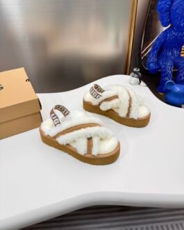 Sandales Ugg fourrées beige - Confort chaud et élégance au style intemporel