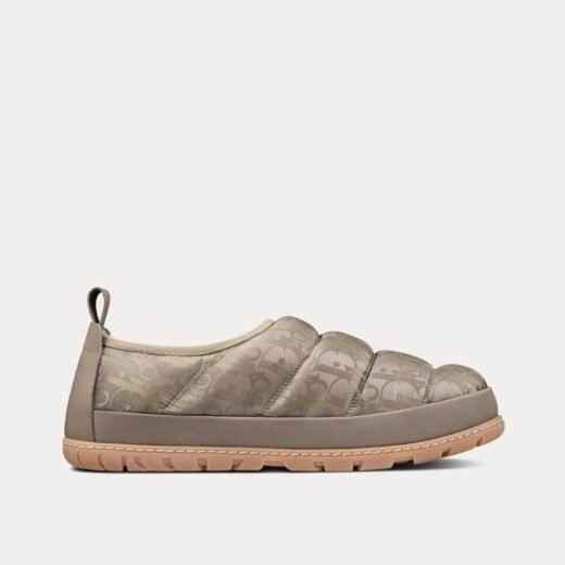 Chaussons Dior Snow matelassés en tissu technique Dior Oblique Mirage beiges – 35
