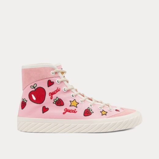 Gucci Baskets montantes roses en toile brodée cœur