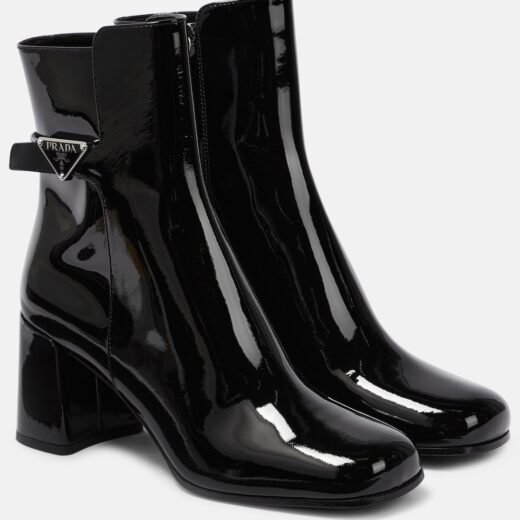 Prada Bottines en cuir verni