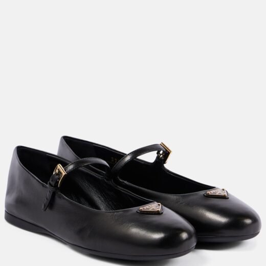 Gucci Ballerines en cuir à logo