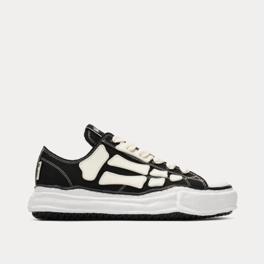 AMIRI Baskets basses noires et blanches MMY Bones – 35