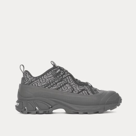 Burberry Baskets basses Arthur en nylon noir à imprimé monogramme – Noir / 35