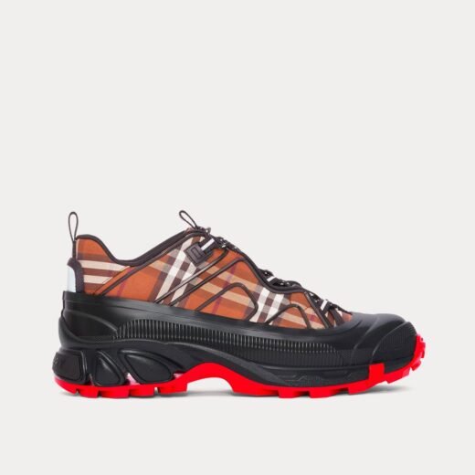 Burberry Baskets basses Arthur en coton à carreaux vintage marron bouleau – Brun / 35