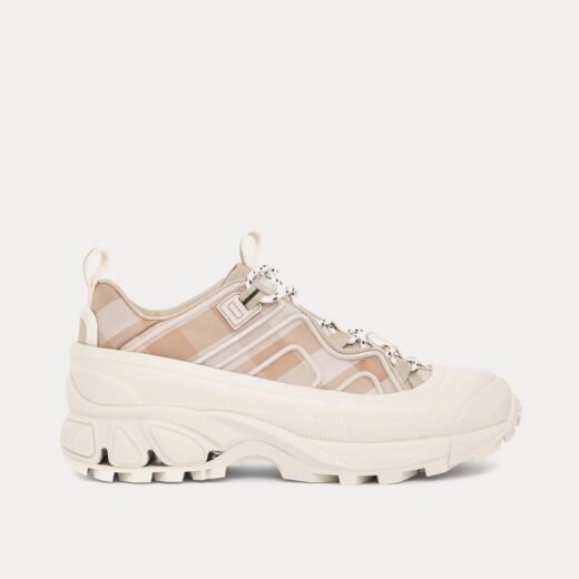 Burberry Baskets basses Arthur Check en coton doux fauve – Beige / 35