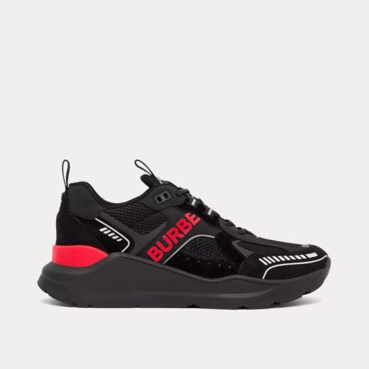 Burberry Baskets basses en daim et mesh à imprimé logo noir/rouge vif – Noir / 35