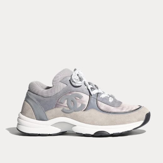 Chanel Baskets basses gris foncé – 35