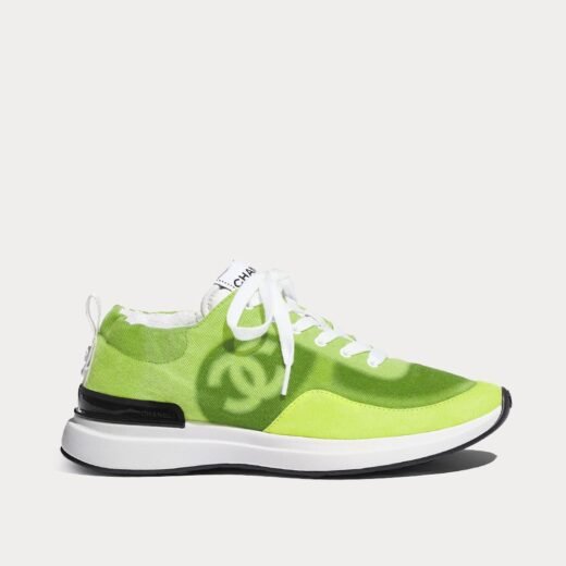 Chanel Baskets basses en denim et cuir de veau suédé jaune fluo – 35