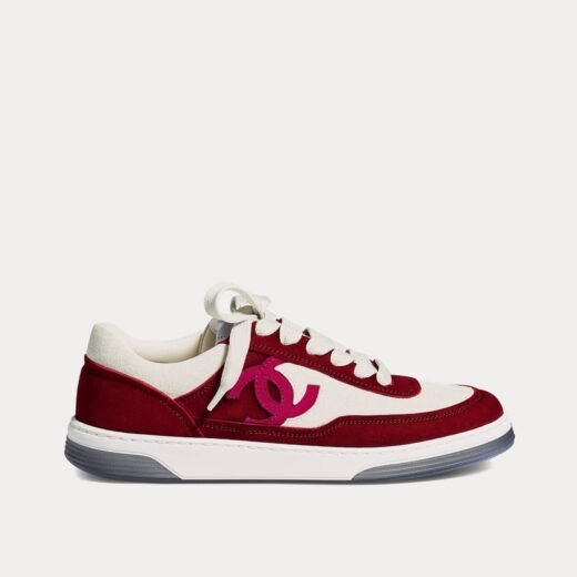 Chanel Baskets basses en daim bordeaux/blanc – 35