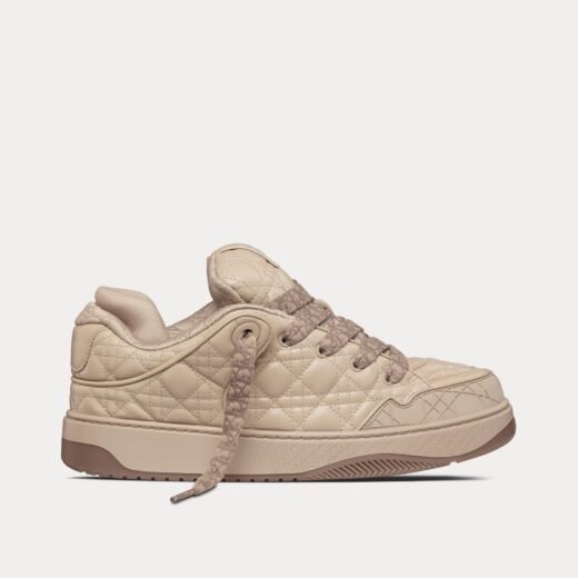 Baskets basses Dior B9S Skater en cuir beige Cannage Kumo