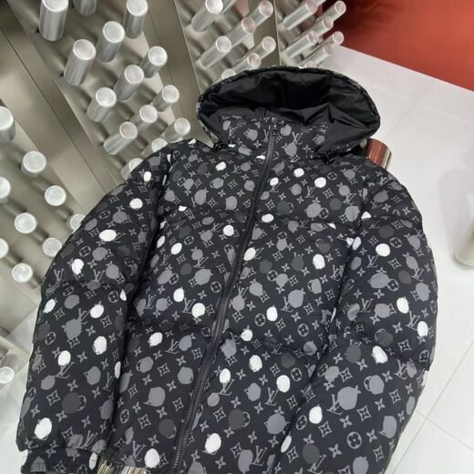 Louis Vuitton Doudoune x YK Monogram à pois peints