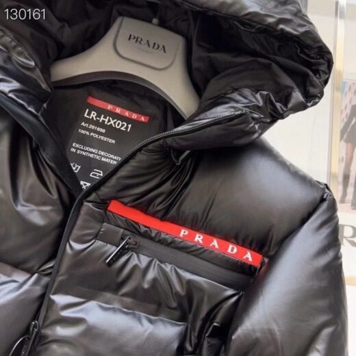 Prada Doudoune courte en nylon technique recyclé
