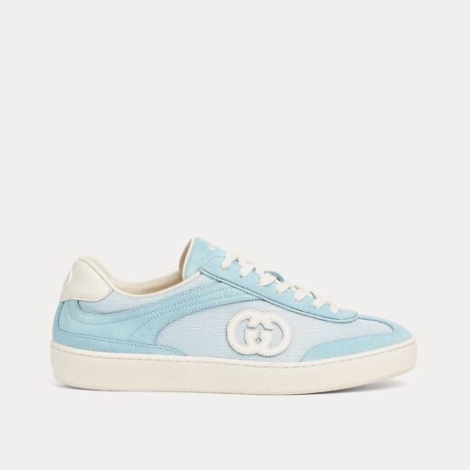 Gucci Baskets basses en daim bleu clair avec G entrelacés – 35