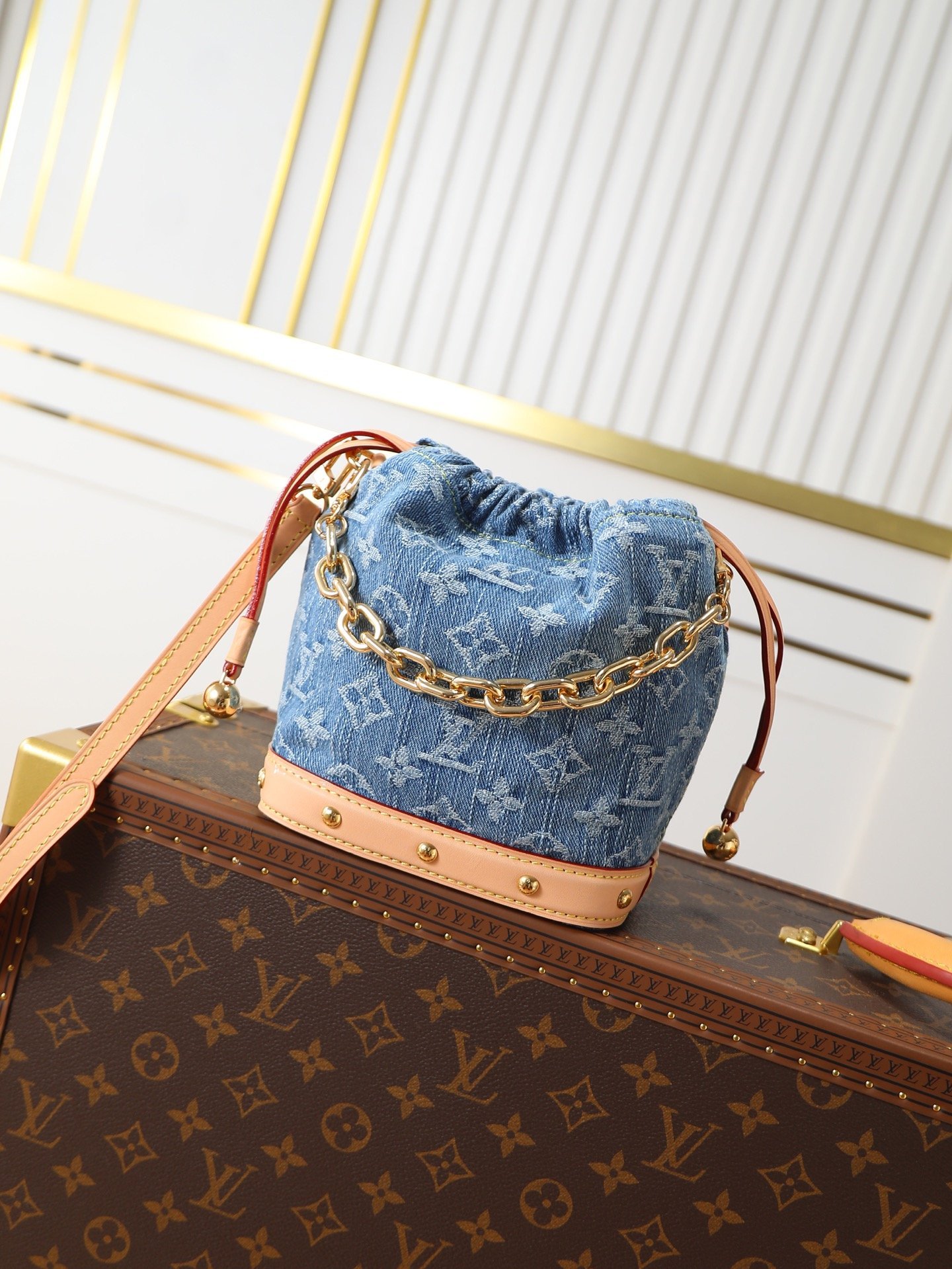 Louis Vuitton Nano Noé en denim monogrammé bleu