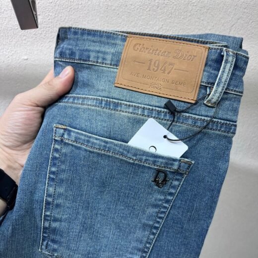 Dior Jean 1947 Avenue Montaigne (Délavage Clair)